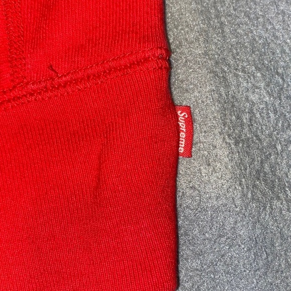 FW20 Supreme Cross Box Logo Hoodie - Picture 7 of 8